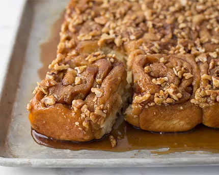 Brioches aux pommes et caramel