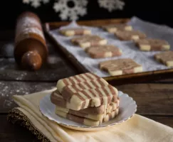 Biscuits damiers deux couleurs